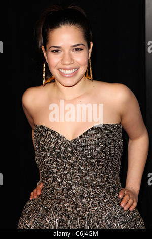 America Ferrera-Premiere von "Unsere Familie Hochzeit" bei AMC Loews Lincoln Square - Ankunft New York City, USA - 09.03.10 Stockfoto