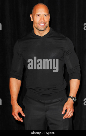 Dwayne Johnson, stellt aka Rock ShoWest 2010 - CBS Films Bevorstehende Kinofilme Las Vegas, Nevada - 18.03.10 Stockfoto