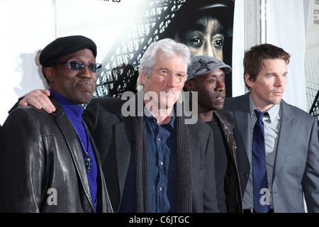Wesley Snipes, Richard Gere, Don Cheadle und Ethan Hawke NewYork-premiere von "Brooklyns Finest" auf AMC Lincoln Square Theater Stockfoto