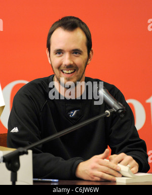 MLB Krug Dirk Von Hayhurst von der Toronto Bluejays, Förderung seiner neu buchen "Der Bullpen Evangelien" auf dem Kapitel-Festival Stockfoto