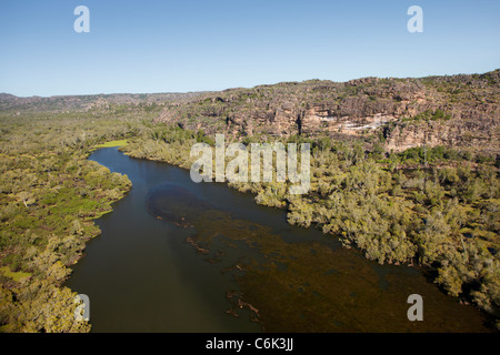 Feuchtgebiete von Zinn Camp Creek und East Alligator River, am Rand des Kakadu National Park, Arnhemland, Northern Territory, Australien Stockfoto