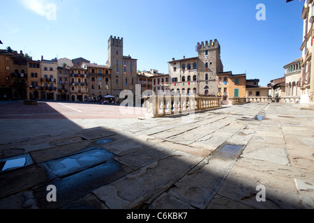 Piazza Grande oder Piazza Vasari, Hauptplatz in Arezzo, Toskana, Italien Stockfoto