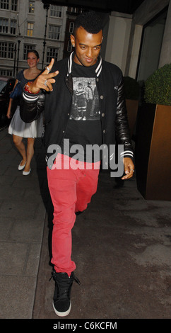 Oritse Williams, außerhalb der kann Fair Hotel in London, England - 27.07.10 Stockfoto