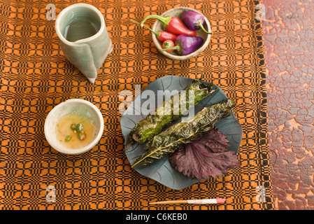 Rindfleisch Shiso Rollen Stockfoto