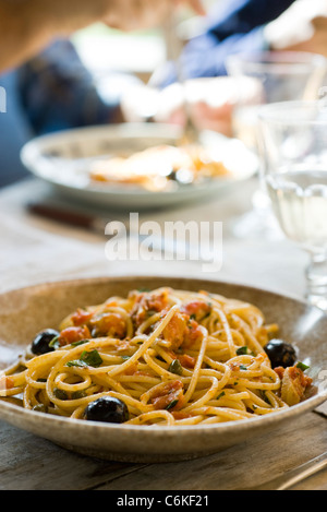 Spaghetti Alla puttanesca Stockfoto