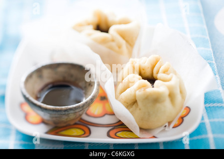 Gedämpftes Schweinefleisch gewann Tonnen (Baozi) Stockfoto