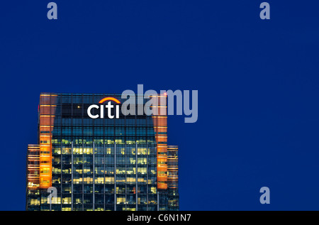 Nachtsicht, Citigroup Center (Citi Turm), London, Vereinigtes Königreich Stockfoto