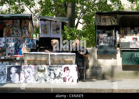 Kunst-Verkäufer am Seine-Ufer Stockfoto