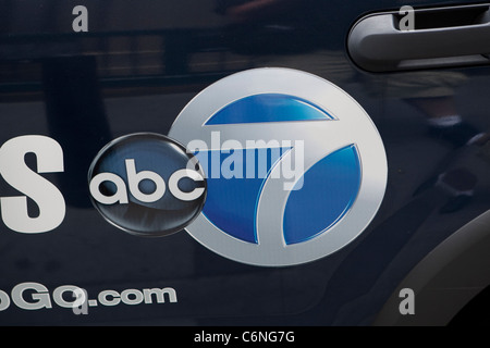 Eine ABC 7 TV-Nachrichten-Auto parkt im Bankenviertel von New York, NY, Donnerstag, 4. August 2011. Stockfoto