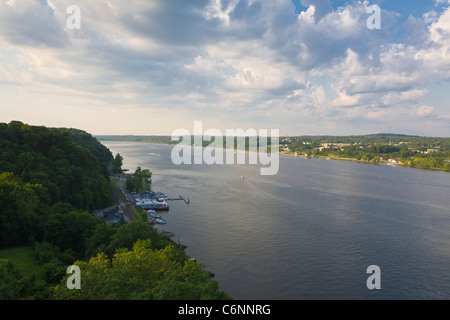 Hudson River von der Brücke Gehweg über den Hudson im Staat New York Stockfoto