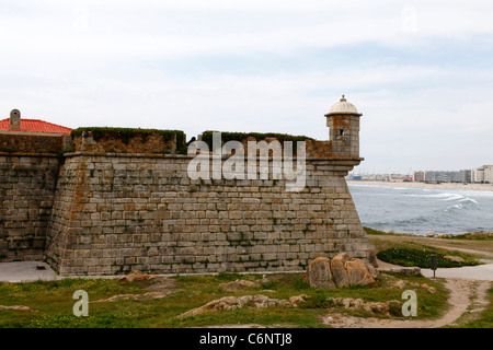 Das Castelo Do Queijo (d. h. "Käseschloss") in Foz do Douro, Porto, Portugal. Stockfoto