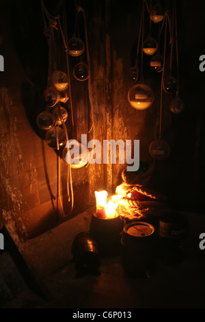 Atmosphäre der Geschichte von Alleinfutter hosted by Bompas und Parr und Courvoisier in Belgravia London, England - 16.07.10: Stockfoto