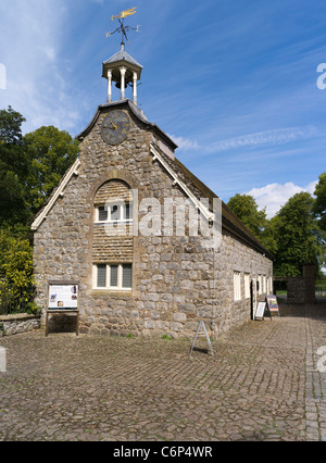 dh AVEBURY MANOR WILTSHIRE ENGLAND National Trust Stables Galerie großbritannien Stockfoto