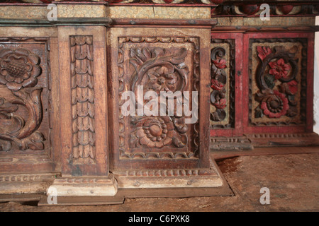 Innenansicht und Details der Kirche Santo Domingo de Guzmán in der kleinen Stadt von Parita, Herrera Provinz Panama. Stockfoto