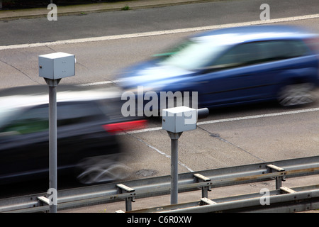 Blitzer und Flash an der Autobahn A44, Autobahn. Steuerung eine ...