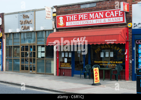 Pie Mann Cafe und gefüllte Oliven in Sidcup, Kent Stockfoto