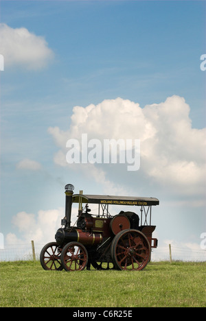 Ein Tasker B2 4nhp Traktor, 1908 gebaut und hier bei der Wiston Steam Rally in West Sussex abgebildet. Stockfoto