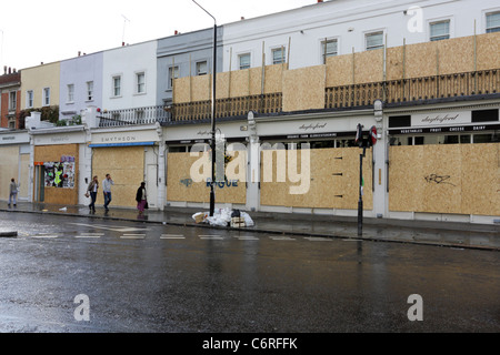 Gegenmaßnahmen unternehmen während der Notting Hill Carnival in London zu schützen. Stockfoto