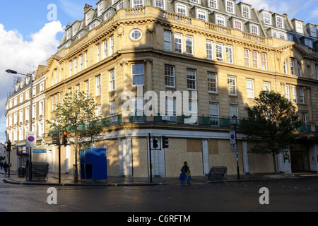 Gegenmaßnahmen unternehmen während der Notting Hill Carnival in London zu schützen. Stockfoto