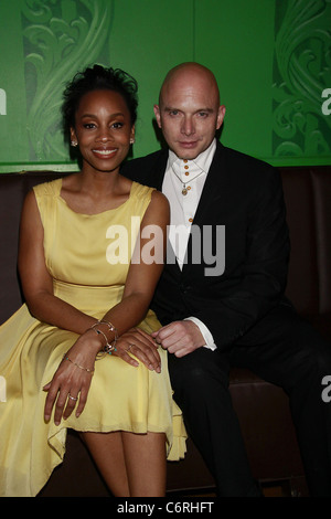 Anika Noni Rose und Michael Cerveris Teilnahme an die Village Voice OBIE Awards 2010, Ehrung der besten Off-Broadway, statt auf Stockfoto