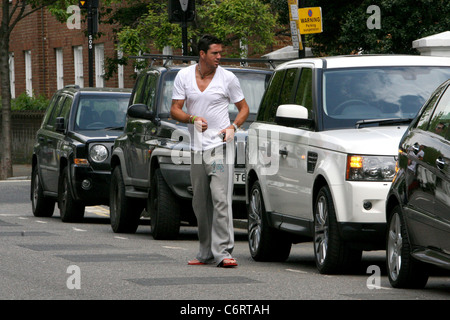 Kevin Pietersen außerhalb seines Hauses von Barbados nach Hause nach Englands Sieg bei den World Twenty20 London, Stockfoto