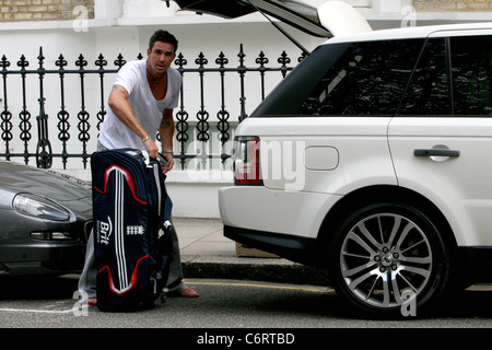 Kevin Pietersen außerhalb seines Hauses von Barbados nach Hause nach Englands Sieg bei den World Twenty20 London, Stockfoto