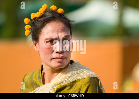 PHAYAO, THAILAND - MARS 05: Thai Dancer Thai Tanz während fest zu Ehren, Phayao Gründer König Ngam Muang durchführen Stockfoto