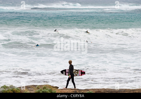 Surfer am Prevelly Beach, Margaret River, Western Australia Stockfoto