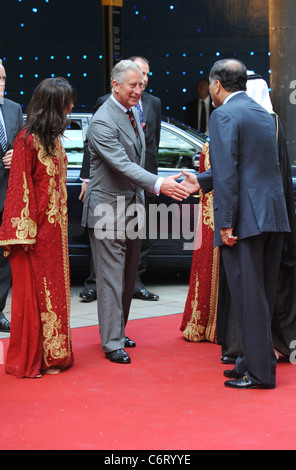 Seine königliche Hoheit Prinz Charles, Prince Of Wales UK Royal Premiere von "Arabia 3D" im IMAX-Kino. London, England - 24.05.10 Stockfoto