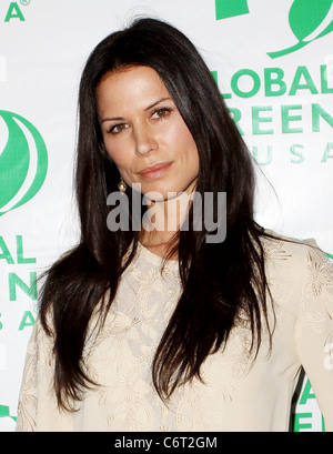 Rhona Mitra Global Green USA 14. jährlichen Millennium Awards statt im Fairmont Miramar Hotel Santa Monica, Kalifornien - 12.06.10 Stockfoto