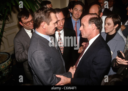 Russischer rechtsextreme Politiker General Alexander Lebed befasst sich mit der amerikanisch-russischen Business Council Stockfoto