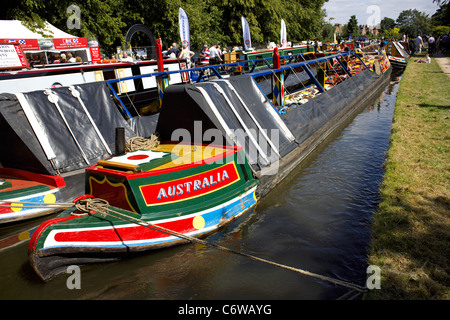 Traditionelle Arbeiten Narrowboat Australien, festgemacht an der Trent und Mersey Kanal im Inland Waterways Festival 2011 Stockfoto