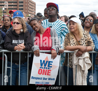 Detroit, Michigan - der Masse bei Präsident Barack Obama-Tag der Arbeit-Rallye in Detroit. Stockfoto