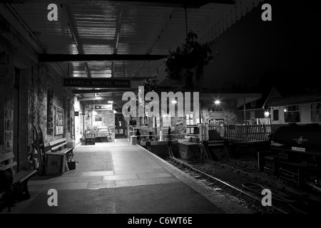 Bodmin General Station und Nacht Stockfoto