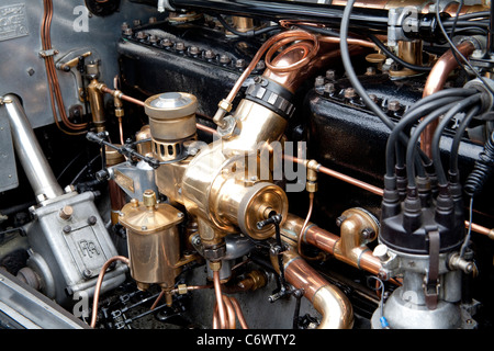 Klassiker auf dem gemeinsamen Harpenden 2011 Rolls-Royce Oldtimer Motor Stockfoto