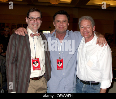 Thom Bray, Joe Penny und Perry King Hollywood Collectors Show Frühjahr 2010 statt im Convention Center Mariott in Burbank. Stockfoto