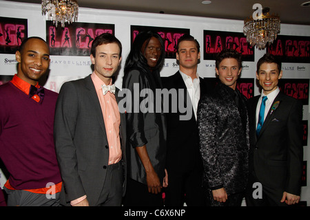 Sean Carmon, Todd Lattimore, Terry Lavell, Nicholas Cunningham, Nick Adams und Sean Patrick Doyle Teilnahme an der Opening night Stockfoto