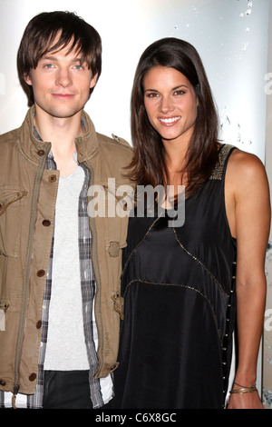 Greg Smith und Missy Peregrym Disney-ABC Television Group Sommer Press Junket - Ankünfte Burbank, Kalifornien - 15.05.10 Stockfoto