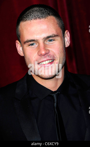 Danny Miller besucht 2010 British Soap Awards statt an der London Television Centre London, England - 09.05.10 Lia Toby Stockfoto