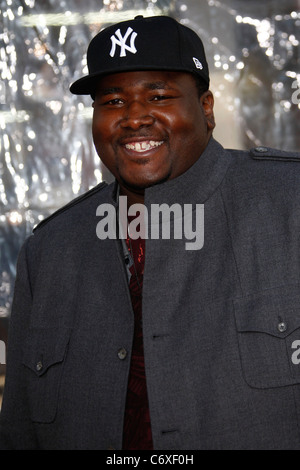 Quinton Aaron The LA Premiere von "The Losers" bei Graumans Chinesisches Theater Los Angeles, Kalifornien - 20.04.10 statt Starbux Stockfoto