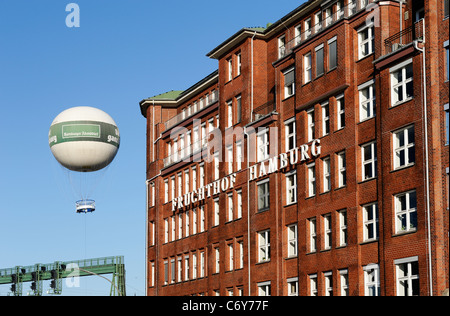 Backstein Ziegel gesäumten Architektur Stockfoto