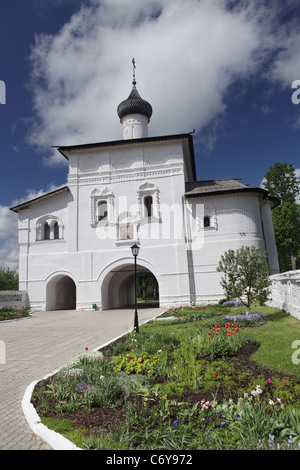 Kirche der Mariä Verkündigung des Klosters unseres Erlösers und St. Evtimij in Susdal, Russland Stockfoto