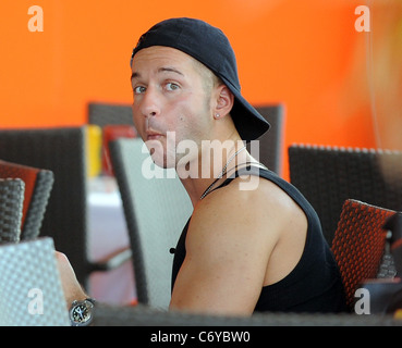 Michael Sorrentino Cast aka "The Situation" von MTVs Reality TV-Serie "Jerser Ufer" out and about in South Beach Miami Beach, Stockfoto