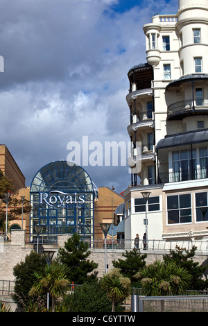 Eingang zum Royals Shopping Precinct und Westende des Park Inn Hotel in Southend-on-Sea Stockfoto