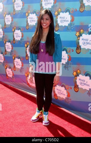 Daniella Monet Make-A-Wish Foundation veranstalten einen Tag voller Spaß an der Santa Monica Pier Santa Monica, Kalifornien - 14.03.10 Stockfoto