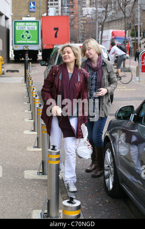 Penny Smith außerhalb der ITV Studios London, England - 26.03.10 Stockfoto