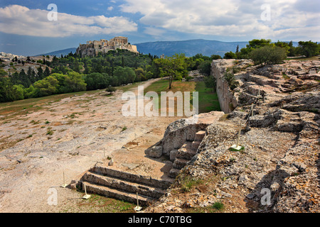 Die "Bema" oder "Vema" der Pnyx, wo Volksversammlungen im antiken Athen, Griechenland stattfanden. Stockfoto