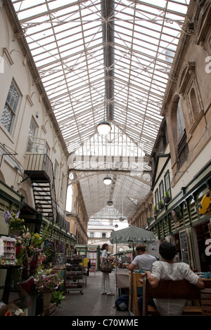 Innenraum der St.-Nikolaus-Markt in Bristol, England, Vereinigtes Königreich Stockfoto