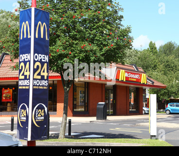 McDonalds Restaurant Festival Park Fachmarktzentrum Stoke-on-Trent Stoke North Staffs Staffordshire die Töpfereien England, UK Stockfoto