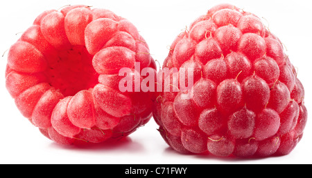 Zwei Himbeeren isoliert auf einem weißen Hintergrund. Stockfoto